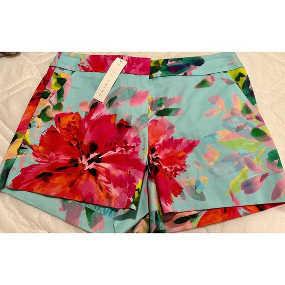 Trina Turk Women's Floral Print Shorts Colorful Cotton Blend Size 2 NWT - Picture 1 of 6